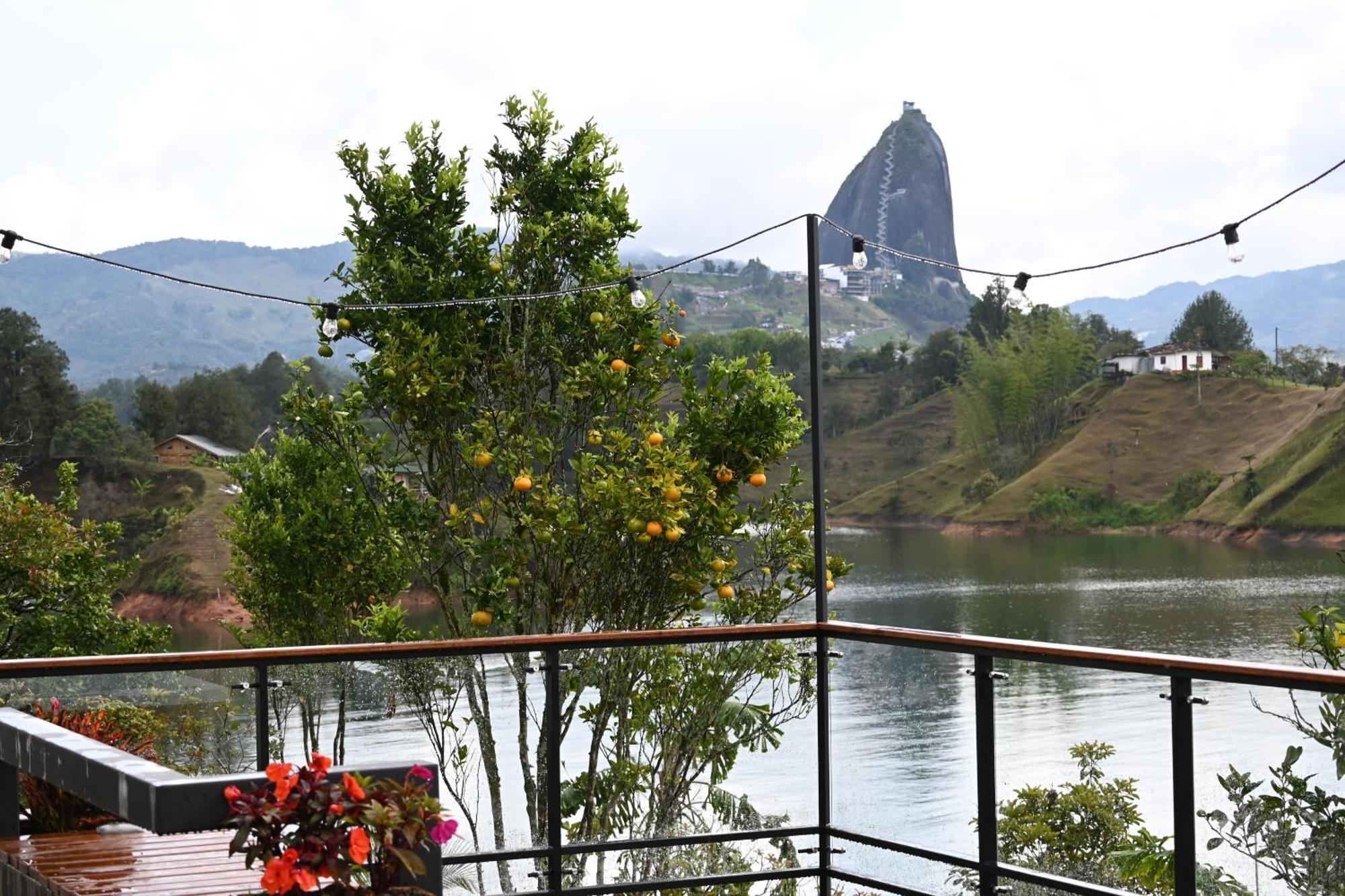 Guatapé Casa Flotante La Trinidad酒店 外观 照片